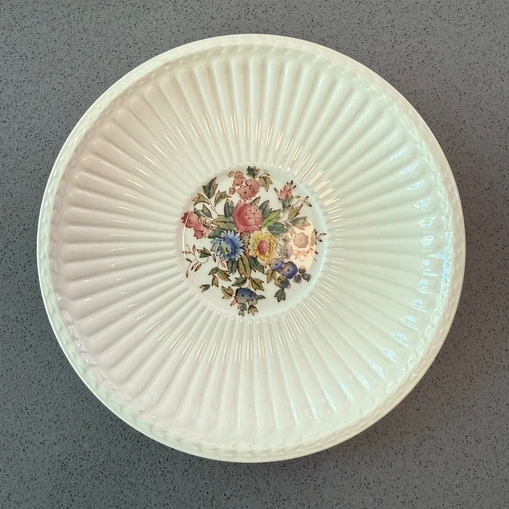 Wedgwood‎ Conway Saucer 6.25